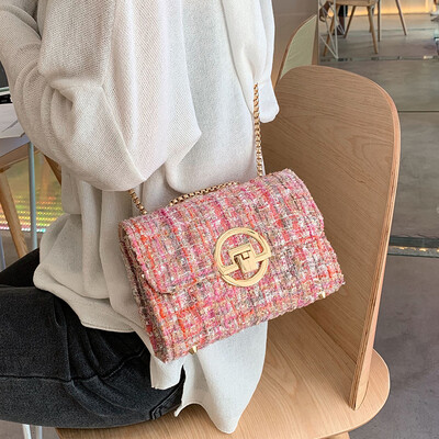Autumn new small bag female 2019 new wave Korean version of the wild Messenger bag chain bag fashion wool small square bag
Autumn new small bag female 2019 new wave Korean version of the wild Messenger bag chain bag fashion wool small square bag