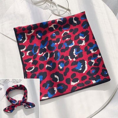 Leopard Print Wristbands Head Neck Tie Bandana Square Scarf Silk Satin Scarf Head Scarf MsProfessional Variety Decorative
Leopard Print Wristbands Head Neck Tie Bandana Square Scarf Silk Satin Scarf Head Scarf MsProfessional Variety Decorative