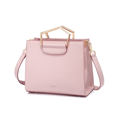 Marsoul fashion metal handbag shoulder bag casual leather Messenger bag wild large capacity female bag pink
Marsoul fashion metal handbag shoulder bag casual leather Messenger bag wild large capacity female bag pink