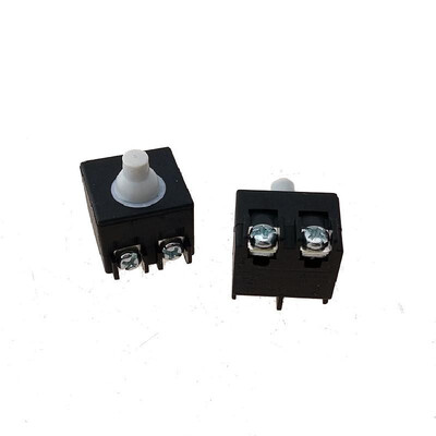 With Dr Bosch Bozhu GWS68-125 Dongcheng FF05-125B angle grinder switch universal switch accessories
With Dr Bosch Bozhu GWS68-125 Dongcheng FF05-125B angle grinder switch universal switch accessories