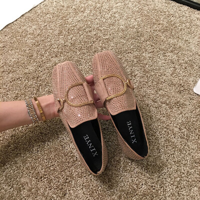 Fangtou single shoe female Xia Han edition water drill metal buckle grandmother shoe lady wind Baitao flat-soled bean shoe tide
Fangtou single shoe female Xia Han edition water drill metal buckle grandmother shoe lady wind Baitao flat-soled bean shoe tide