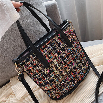 On the new small bag Mao Huo bucket bag 2019 Korean version of the new fashion 100 simple single shoulder oblique satchel bag
On the new small bag Mao Huo bucket bag 2019 Korean version of the new fashion 100 simple single shoulder oblique satchel bag