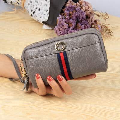 2019 new cowhide leather European&American fashion mobile phone bag double zipper ladies clutch bag purse handbag
2019 new cowhide leather European&American fashion mobile phone bag double zipper ladies clutch bag purse handbag