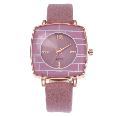 High Quality Women Watch Striped Square Dial Fashion Ladies Quartz Wristwatch Digital Clock Simple Leather Strap Montre Femme
High Quality Women Watch Striped Square Dial Fashion Ladies Quartz Wristwatch Digital Clock Simple Leather Strap Montre Femme