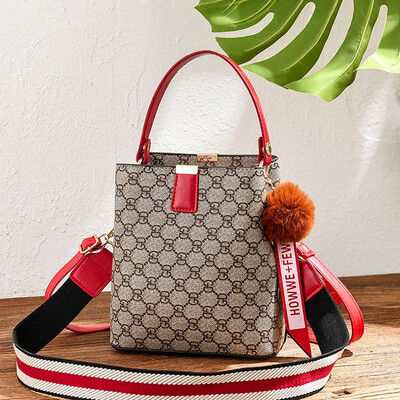 Single shoulder bag woman fashion lady Korean version hundred take oblique satchel bag large capacity handbag spring&summe
Single shoulder bag woman fashion lady Korean version hundred take oblique satchel bag large capacity handbag spring&summe