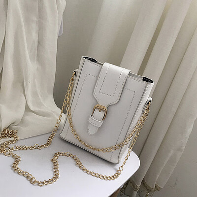 Texture small bucket bag female 2019 summer new wave Korean version of the wild chain shoulder fashion girl Messenger bag
Texture small bucket bag female 2019 summer new wave Korean version of the wild chain shoulder fashion girl Messenger bag