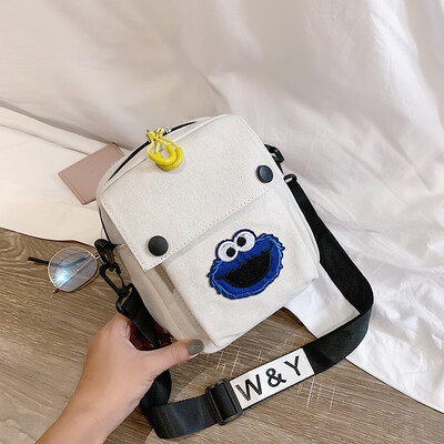 Casual fashion ugly sesame street canvas small bag female 2019 new cute cartoon wild shoulder messenger bag
Casual fashion ugly sesame street canvas small bag female 2019 new cute cartoon wild shoulder messenger bag