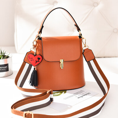 Female bag 2019 spring new cool Korean fashion handbag shoulder Messenger bag cross-border
Female bag 2019 spring new cool Korean fashion handbag shoulder Messenger bag cross-border