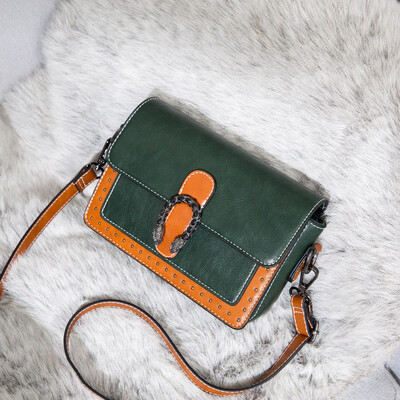 Summer ladies go on the fashion trend wearing small square bags with one shoulder&one shoulder inclined summer ladiesbags
Summer ladies go on the fashion trend wearing small square bags with one shoulder&one shoulder inclined summer ladiesbags