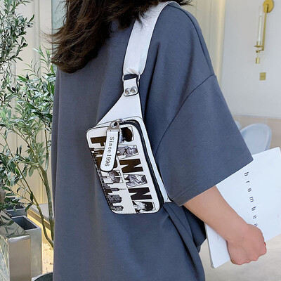 French niche bag foreign women handbag 2019 new wave fashion popular Messenger bag chic shoulder chest bag pocket
French niche bag foreign women handbag 2019 new wave fashion popular Messenger bag chic shoulder chest bag pocket
