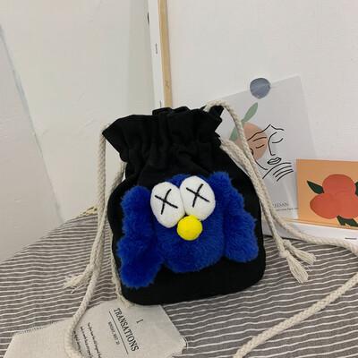 2019 new cute cartoon wild shoulder Messenger bag female casual fashion ugly sesame street canvas bucket bag
2019 new cute cartoon wild shoulder Messenger bag female casual fashion ugly sesame street canvas bucket bag