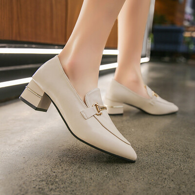 Coarse-heeled single-shoe womens shoes Autumn retro-tipped small leather shoes with medium-heeled white-collar work shoes comfort
Coarse-heeled single-shoe womens shoes Autumn retro-tipped small leather shoes with medium-heeled white-collar work shoes comfort