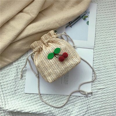 Senior sense straw bucket small bag female 2019 new foreign gas Messenger bag small fairy wild woven bucket bag
Senior sense straw bucket small bag female 2019 new foreign gas Messenger bag small fairy wild woven bucket bag