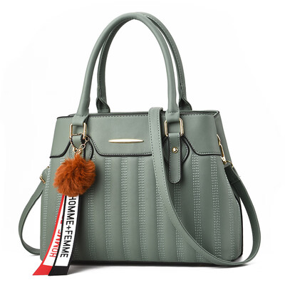 2019 new fashion handbag embroidery thread fashion handbags Europe&the United States big bag casual shoulder bag cross-border
2019 new fashion handbag embroidery thread fashion handbags Europe&the United States big bag casual shoulder bag cross-border