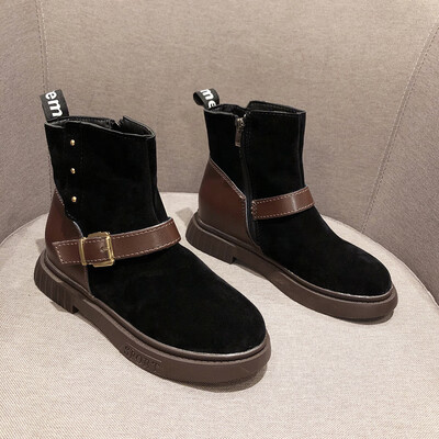 Little short boots winter martin boots female chic Joker short tube English wind student leisure thin boots
Little short boots winter martin boots female chic Joker short tube English wind student leisure thin boots