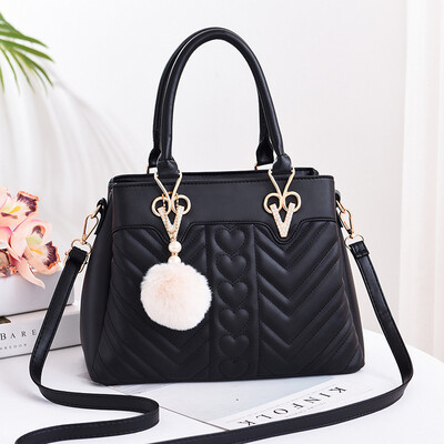 2019 summer new bag female European&American big bag PU leather fashion handbags Messenger shoulder bag
2019 summer new bag female European&American big bag PU leather fashion handbags Messenger shoulder bag