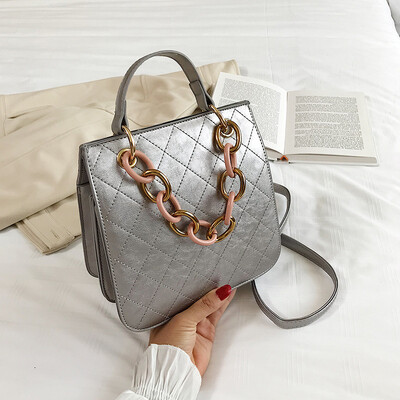 Embroidery thread Lingge bag female new fashion wild shoulder Messenger bag Yangqi chain handbag tide
Embroidery thread Lingge bag female new fashion wild shoulder Messenger bag Yangqi chain handbag tide