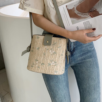 Summer womens bag 2019 new tide ins super fire straw bag fashion bucket bag French small foreign gas Messenger bag
Summer womens bag 2019 new tide ins super fire straw bag fashion bucket bag French small foreign gas Messenger bag