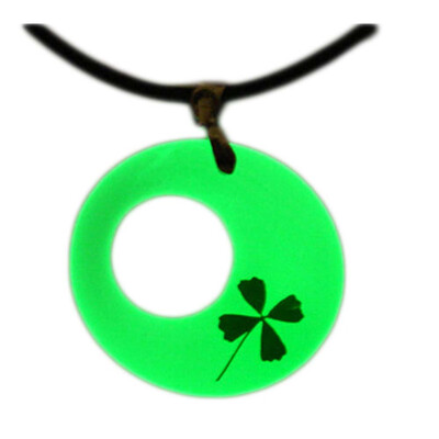Glow in The Dark Luminous Clover Pendant Necklace Charms for Women Men Kids
Glow in The Dark Luminous Clover Pendant Necklace Charms for Women Men Kids