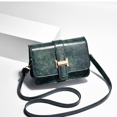 2019 spring new Korean fashion trend handbags Messenger bag fresh shoulder diagonal pouch
2019 spring new Korean fashion trend handbags Messenger bag fresh shoulder diagonal pouch