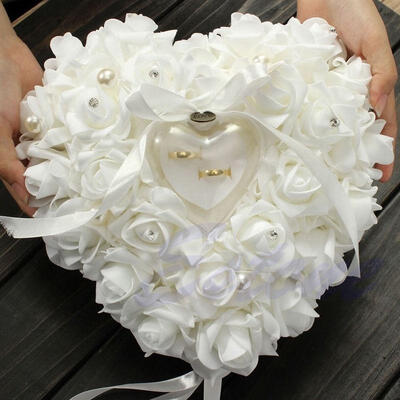 Romantic Rose Wedding Favors Heart Shaped Jewelry Gift Ring Box Pillow Cushion
Romantic Rose Wedding Favors Heart Shaped Jewelry Gift Ring Box Pillow Cushion
