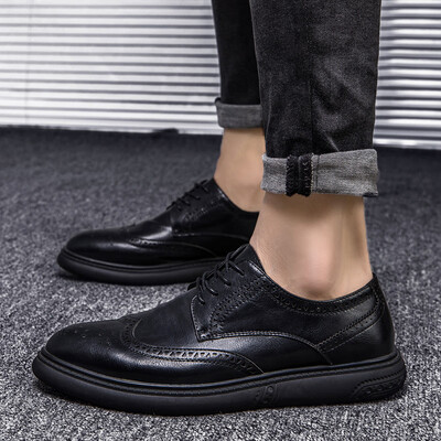 Summer shoes mens casual mens youth Korean version of the British mens shoes trend dress business Brock pointed shoes
Summer shoes mens casual mens youth Korean version of the British mens shoes trend dress business Brock pointed shoes