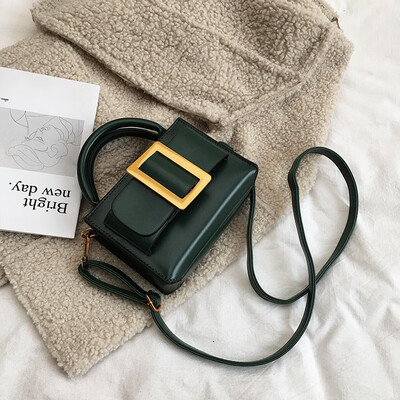 On the new retro Messenger bag small female 2019 new wave Korean version of the wild shoulder fashion texture solid color small square bag
On the new retro Messenger bag small female 2019 new wave Korean version of the wild shoulder fashion texture solid color small square bag
