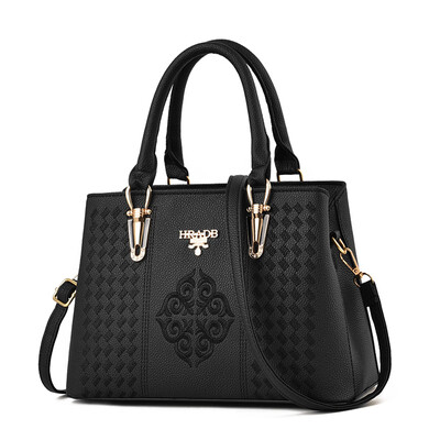 Summer womens mother female tide Korean handbag fashion middle-aged womens bag shoulder Messenger bag
Summer womens mother female tide Korean handbag fashion middle-aged womens bag shoulder Messenger bag