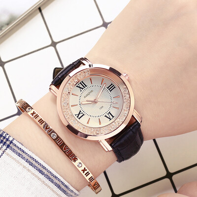Watch female Korean version of simple fashion waterproof high school student belt luminous rhinestone cute fashion watch quartz wa
Watch female Korean version of simple fashion waterproof high school student belt luminous rhinestone cute fashion watch quartz wa