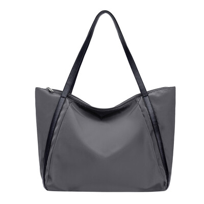 Tailored Fashion Nylon Bag Versatile Shoulder Bag Casual Large Capacity Ladies Handbag
Tailored Fashion Nylon Bag Versatile Shoulder Bag Casual Large Capacity Ladies Handbag