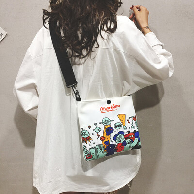 Ins super fire Harajuku girl bag 2019 new casual wild cartoon bag Korean version of the broadband shoulder Messenger bag
Ins super fire Harajuku girl bag 2019 new casual wild cartoon bag Korean version of the broadband shoulder Messenger bag