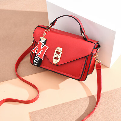 Small bag female 2019 new tide summer simple casual wild wide shoulder strap bag shoulder Messenger bag Korean female bag
Small bag female 2019 new tide summer simple casual wild wide shoulder strap bag shoulder Messenger bag Korean female bag