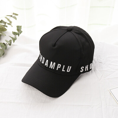 Hat female summer Korean couple cap trendsetter baseball cap mens summer casual sun hat
Hat female summer Korean couple cap trendsetter baseball cap mens summer casual sun hat