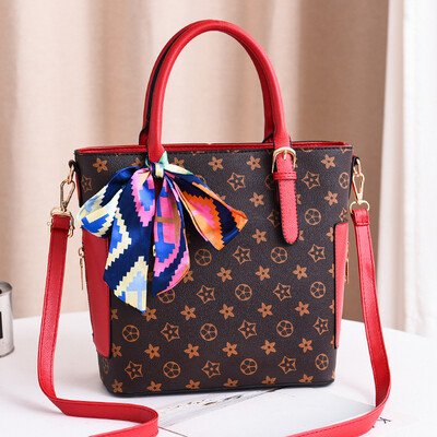 2019 female bag spring new European&American fashion handbag elegant big bag shoulder Messenger bag
2019 female bag spring new European&American fashion handbag elegant big bag shoulder Messenger bag