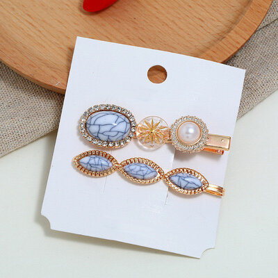 Vintage Resin Beads Hairpins Imitation Turquoise Hair Clips Hair Accessories for Women
Vintage Resin Beads Hairpins Imitation Turquoise Hair Clips Hair Accessories for Women