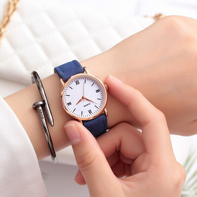 Explosion models hot sale student watches womens college simple small fresh wild belt watch
Explosion models hot sale student watches womens college simple small fresh wild belt watch