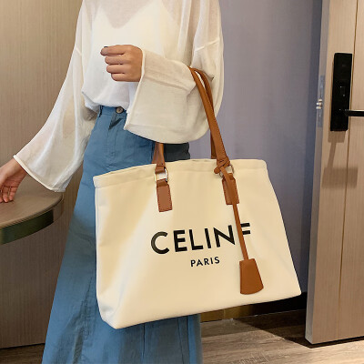 Net red ins female bag 2019 new fashion canvas bag big bag wild foreign gas handbag large capacity shoulder bag
Net red ins female bag 2019 new fashion canvas bag big bag wild foreign gas handbag large capacity shoulder bag