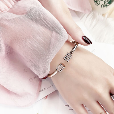 Bracelet female Korean version of the Mori simple temperament personality wild net red fresh titanium steel bracelet
Bracelet female Korean version of the Mori simple temperament personality wild net red fresh titanium steel bracelet