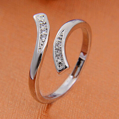 Korean Version New Fashion Crystal Sweet Lovely Peach Heart Retro Magic Ring Female Ring Diamond Ring
Korean Version New Fashion Crystal Sweet Lovely Peach Heart Retro Magic Ring Female Ring Diamond Ring