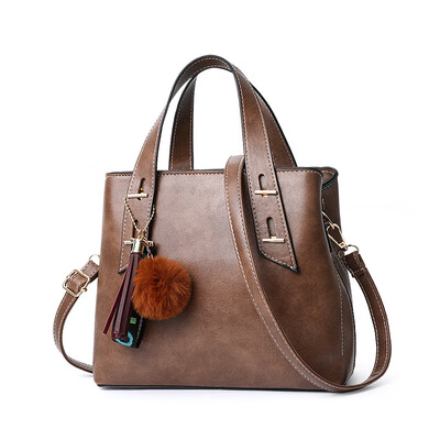 2019 womens bag spring&summer new European&American fashion handbags bag elegant shoulder bag package supply
2019 womens bag spring&summer new European&American fashion handbags bag elegant shoulder bag package supply