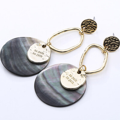 Shell Earrings Natural Cowrie Handmade Hawaiian Bohemian Shell Pendant Drop Earrings Beach Jewelry for Women Girls
Shell Earrings Natural Cowrie Handmade Hawaiian Bohemian Shell Pendant Drop Earrings Beach Jewelry for Women Girls
