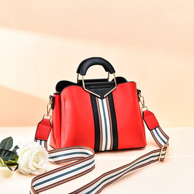 2019 summer Europe&America big bag fashion casual PU leather handbag simple handbag diagonal bag handbag
2019 summer Europe&America big bag fashion casual PU leather handbag simple handbag diagonal bag handbag