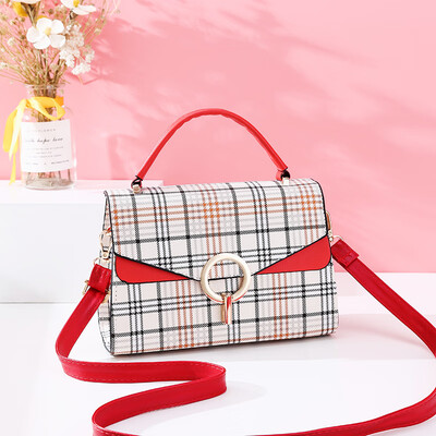 Bag female 2019 new cool Korean version of the wild Messenger bag Saddle bag PU leather fashion shoulder bag handbag
Bag female 2019 new cool Korean version of the wild Messenger bag Saddle bag PU leather fashion shoulder bag handbag