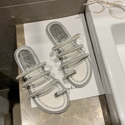 Womens shoes summer 2019 new outside student slippers women Joker cute rhinestone toe sandals women flat skid
Womens shoes summer 2019 new outside student slippers women Joker cute rhinestone toe sandals women flat skid