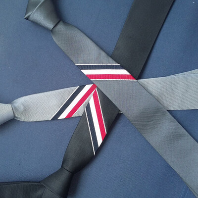 Spot fashion trend tb tie red white blue ribbon three bar tie men&women tie high-end tie spot
Spot fashion trend tb tie red white blue ribbon three bar tie men&women tie high-end tie spot