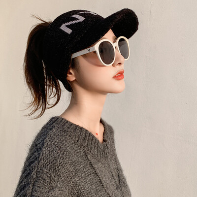 New Hat for FallWinter 2019 Female Korean Fashion Net Red Empty Top Hat Tide Foldable Duck Tongue White Baseball Hat Male
New Hat for FallWinter 2019 Female Korean Fashion Net Red Empty Top Hat Tide Foldable Duck Tongue White Baseball Hat Male