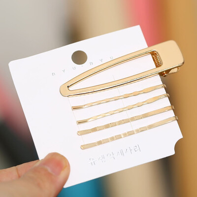 Trendy Summer Pearl Metal Hair Clips Set For Women Hair Barrette Fashion Hairpins Handmade Beauty Accessories
Trendy Summer Pearl Metal Hair Clips Set For Women Hair Barrette Fashion Hairpins Handmade Beauty Accessories
