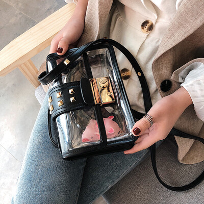 Summer New Women Transparent Clear PVC Rivet Messenger Bag Famous Brand High quality Fashion Small Square Shoulder Crossbody Bag
Summer New Women Transparent Clear PVC Rivet Messenger Bag Famous Brand High quality Fashion Small Square Shoulder Crossbody Bag