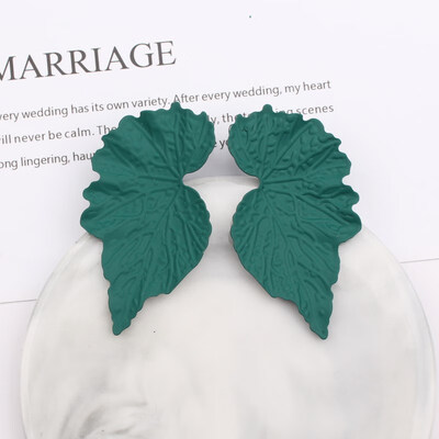 E1006 Korean Style Cute Metal Flower Earrings For Women Girl Fashion Big Sweet Pendant Earrings Brincos Wedding Party Jewelry
E1006 Korean Style Cute Metal Flower Earrings For Women Girl Fashion Big Sweet Pendant Earrings Brincos Wedding Party Jewelry
