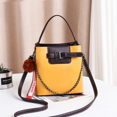 On the new female tide Korean version of Joker fashion shoulder portable messenger bag bucket womens bag black
On the new female tide Korean version of Joker fashion shoulder portable messenger bag bucket womens bag black